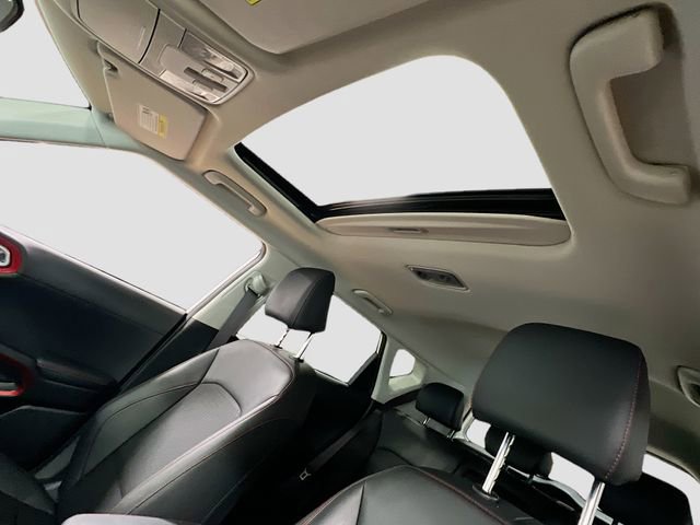 Used 2024 Kia Soul GT-Line image 21