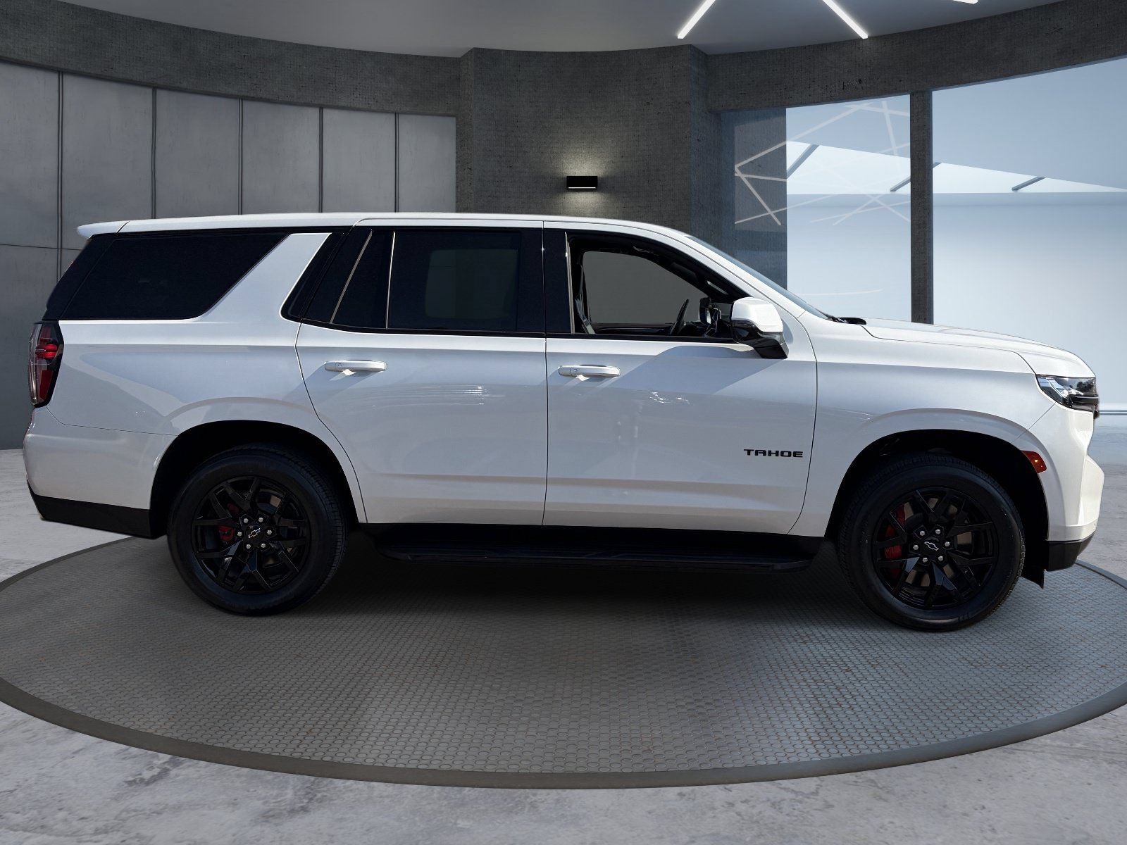 Used 2024 Chevrolet Tahoe RST w/ RST Performance Edition AWD/4WD image 7