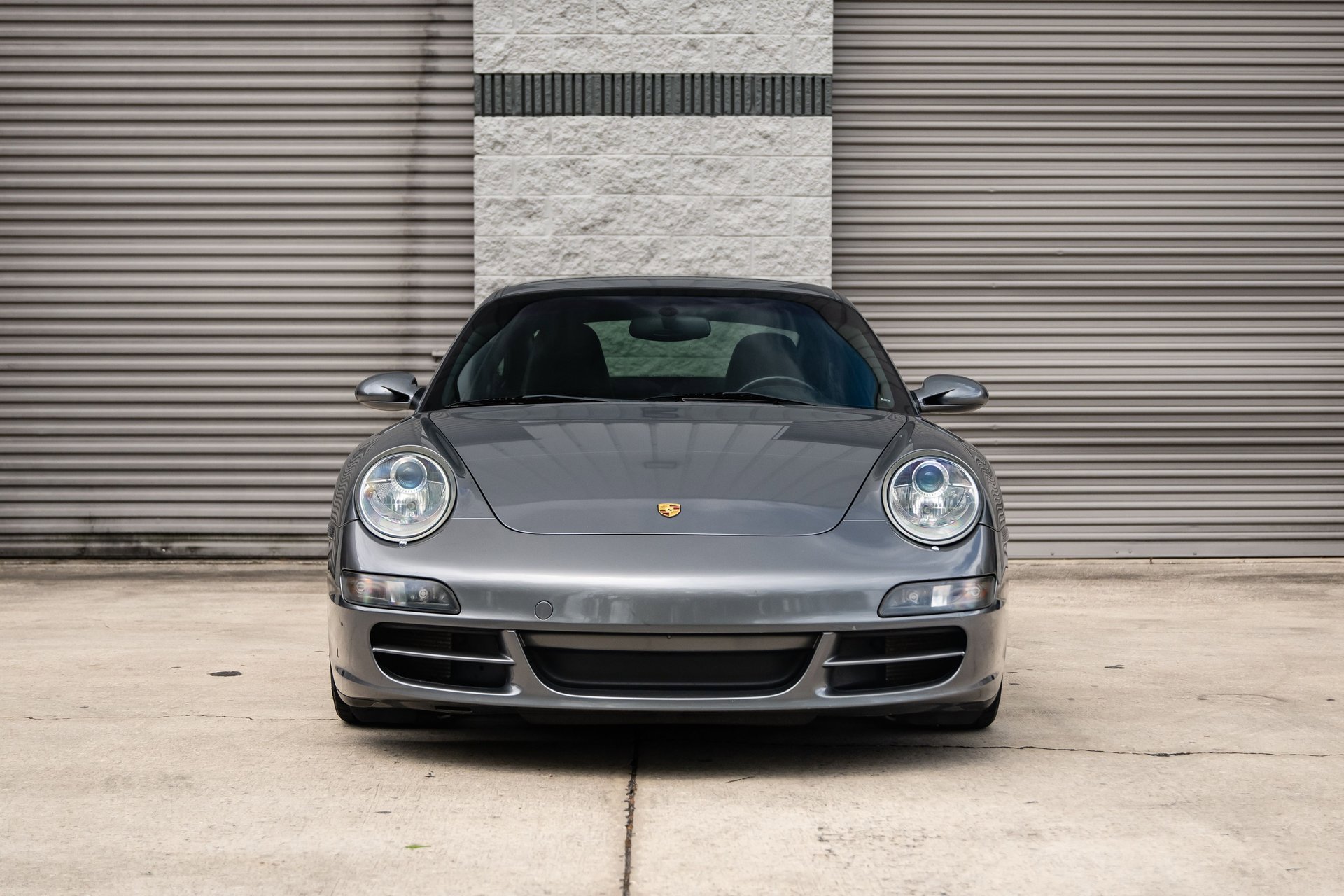 Used 2006 Porsche 911 Carrera S RWD image 3