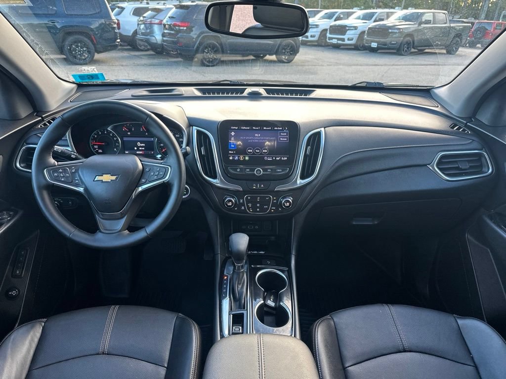 Used 2024 Chevrolet Equinox Premier AWD/4WD image 18
