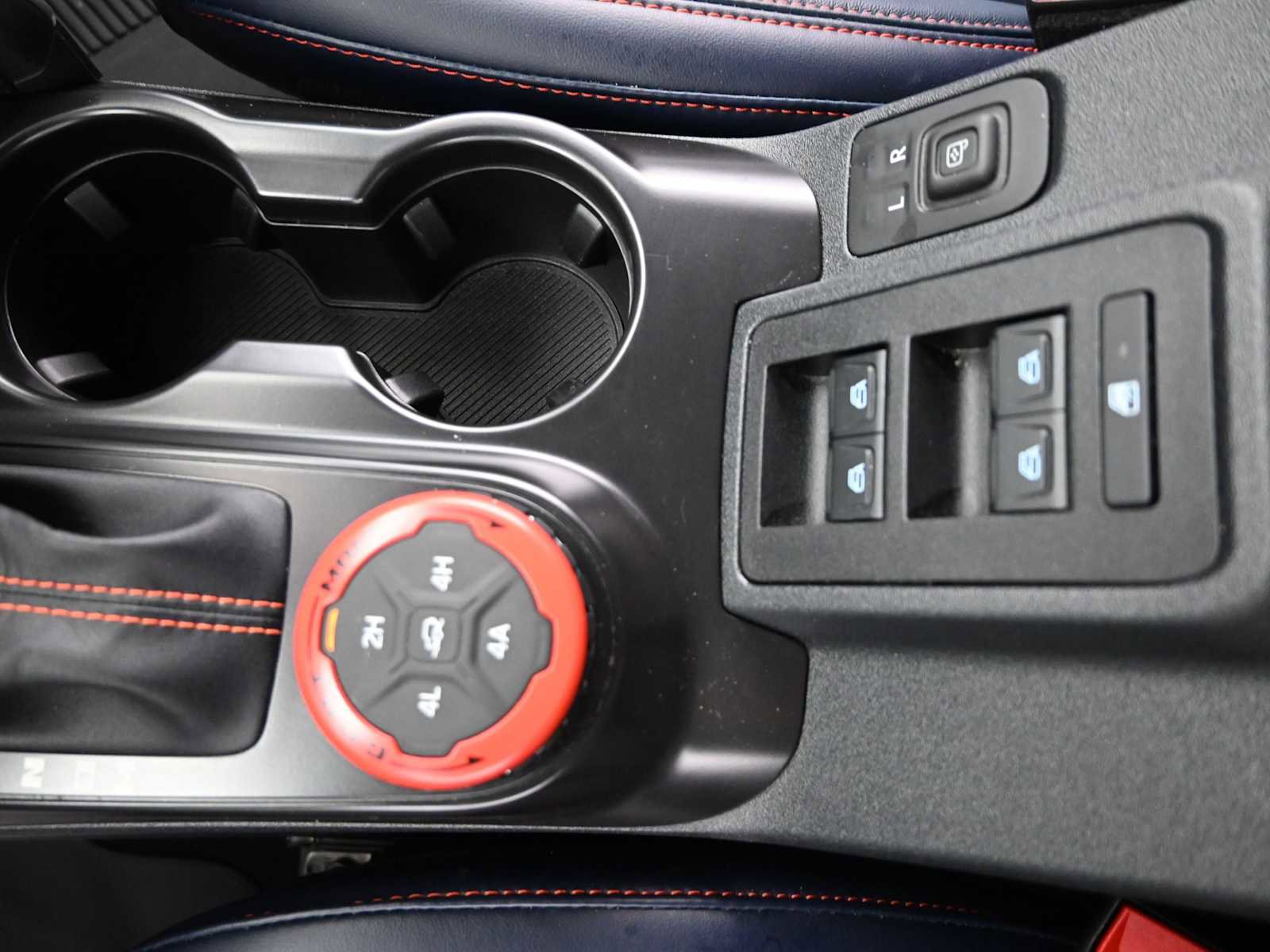 Used 2024 Ford Bronco Raptor w/ Interior Carbon Fiber Pack 6 image 20