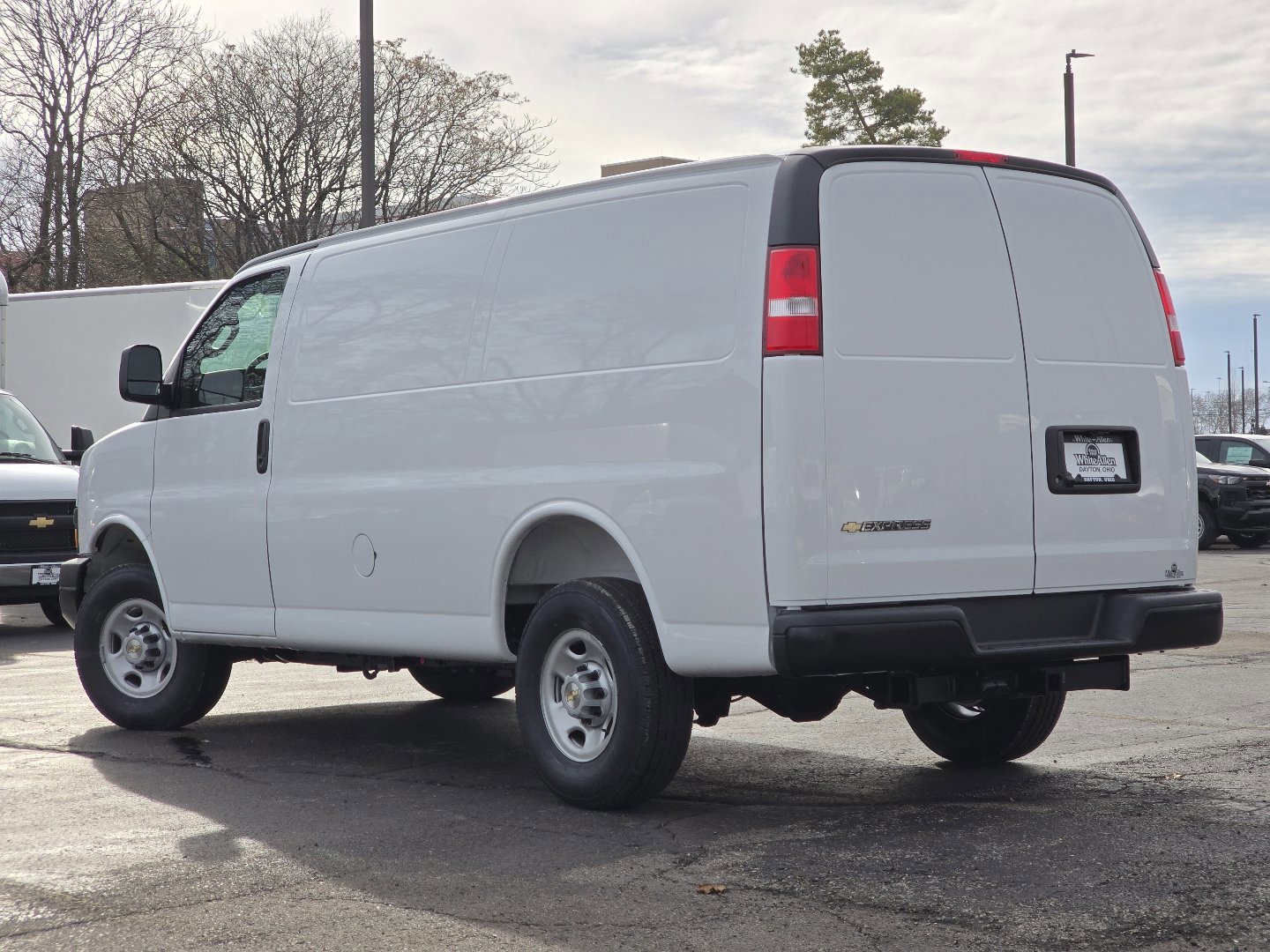 New 2026 Chevrolet Express 2500 w/ Driver Convenience Package image 9