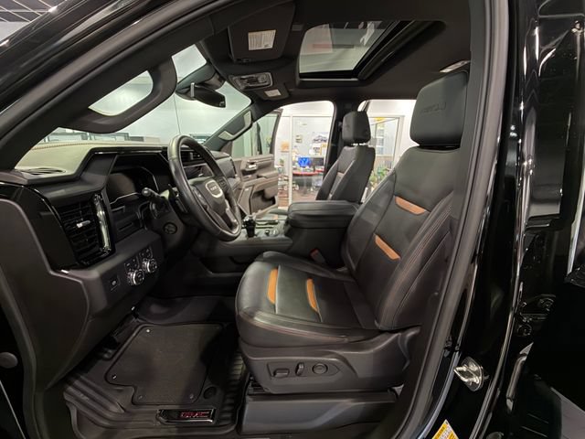 Used 2024 GMC Sierra 1500 AT4 w/ AT4 Premium Package AWD/4WD image 12