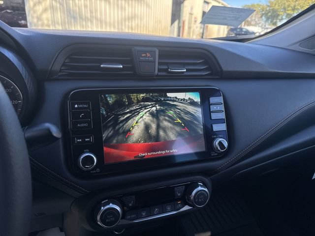 New 2025 Nissan Versa SR w/ Trunk Package FWD image 22