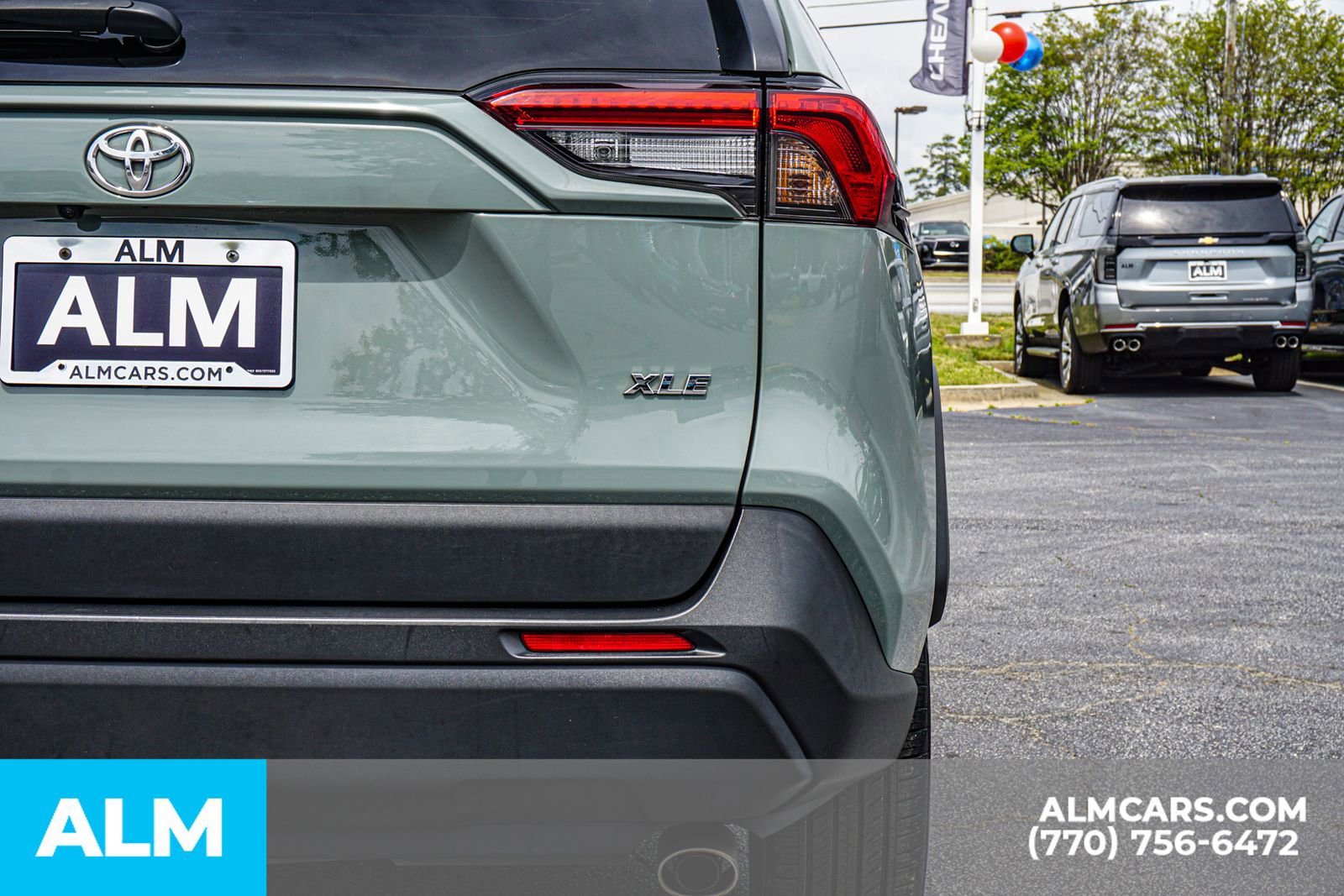 Used 2023 Toyota RAV4 XLE Premium FWD image 18