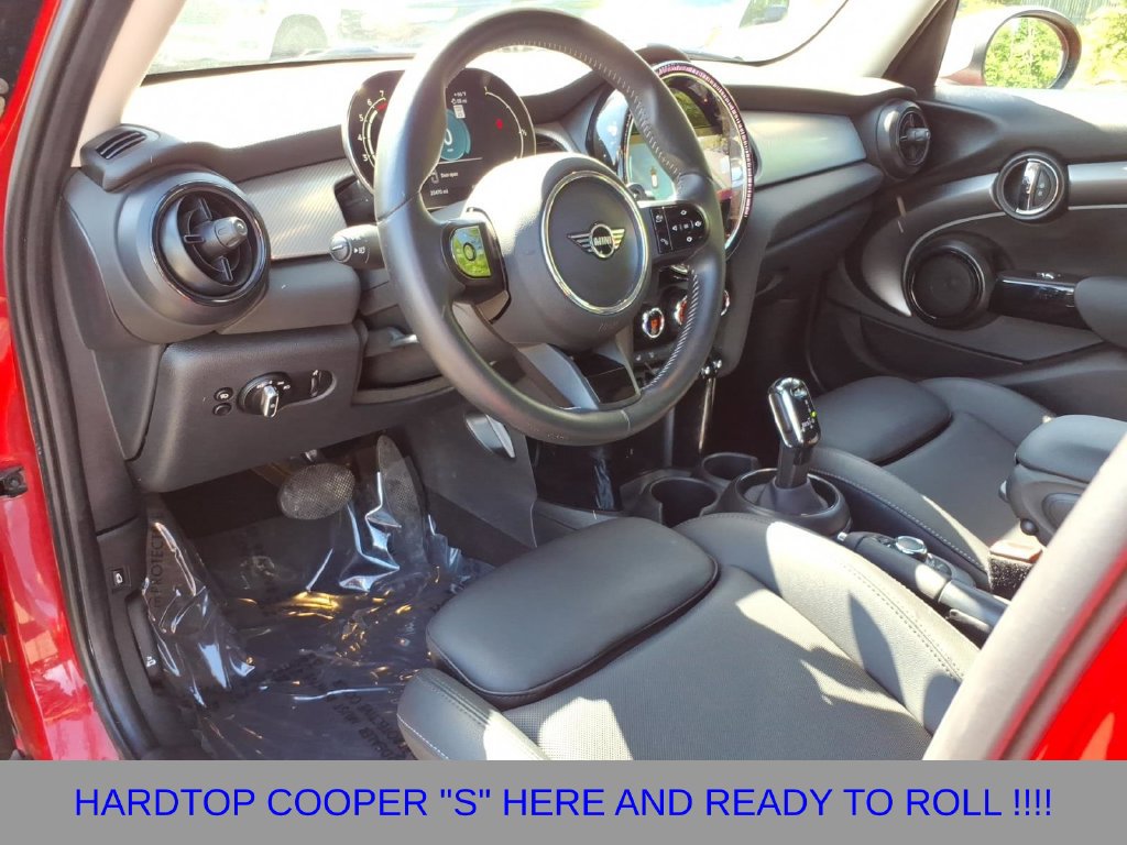 Used 2024 MINI Cooper S FWD image 12