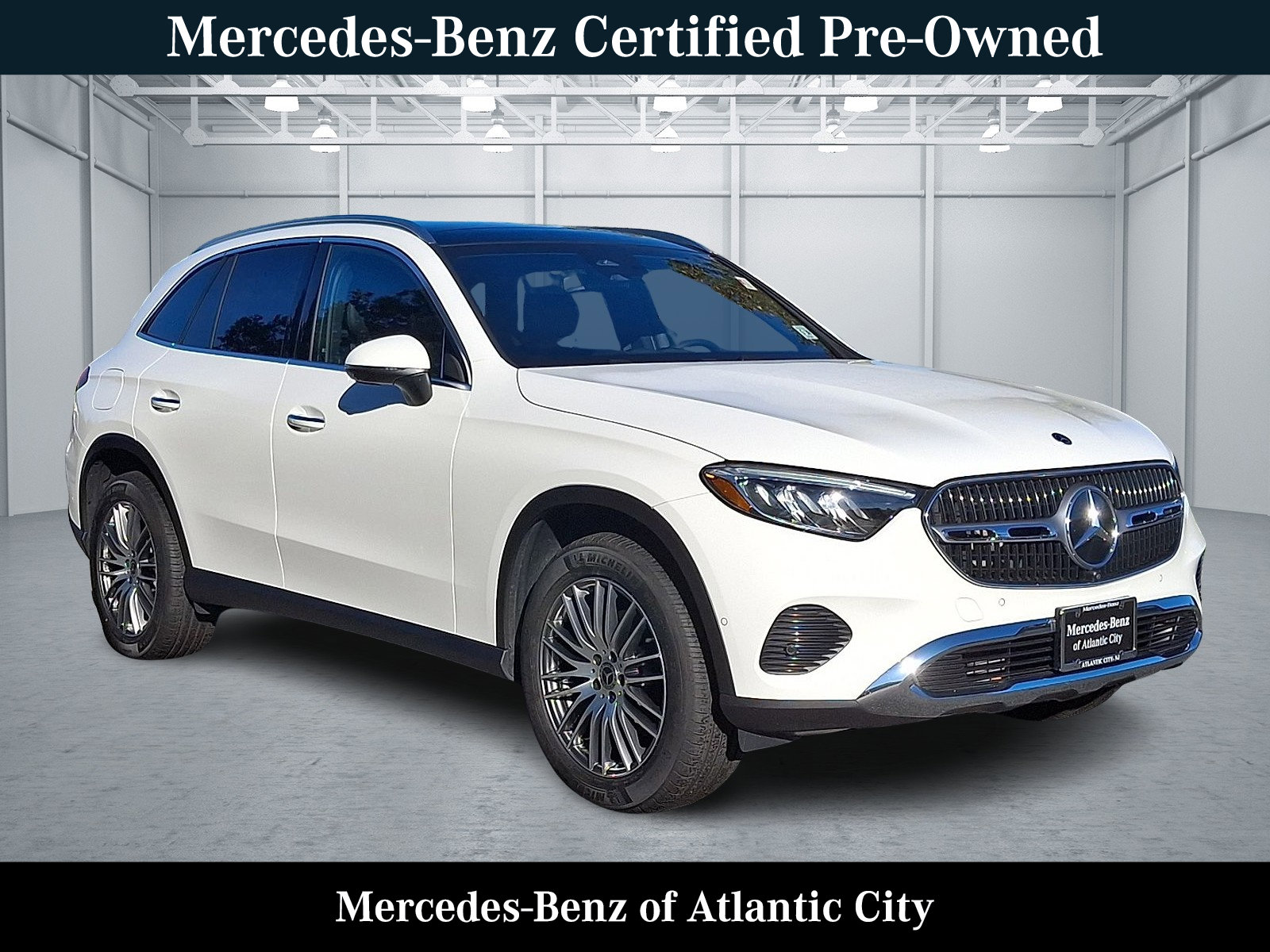 Certified 2025 Mercedes-Benz GLC 300 4MATIC SUV image 1