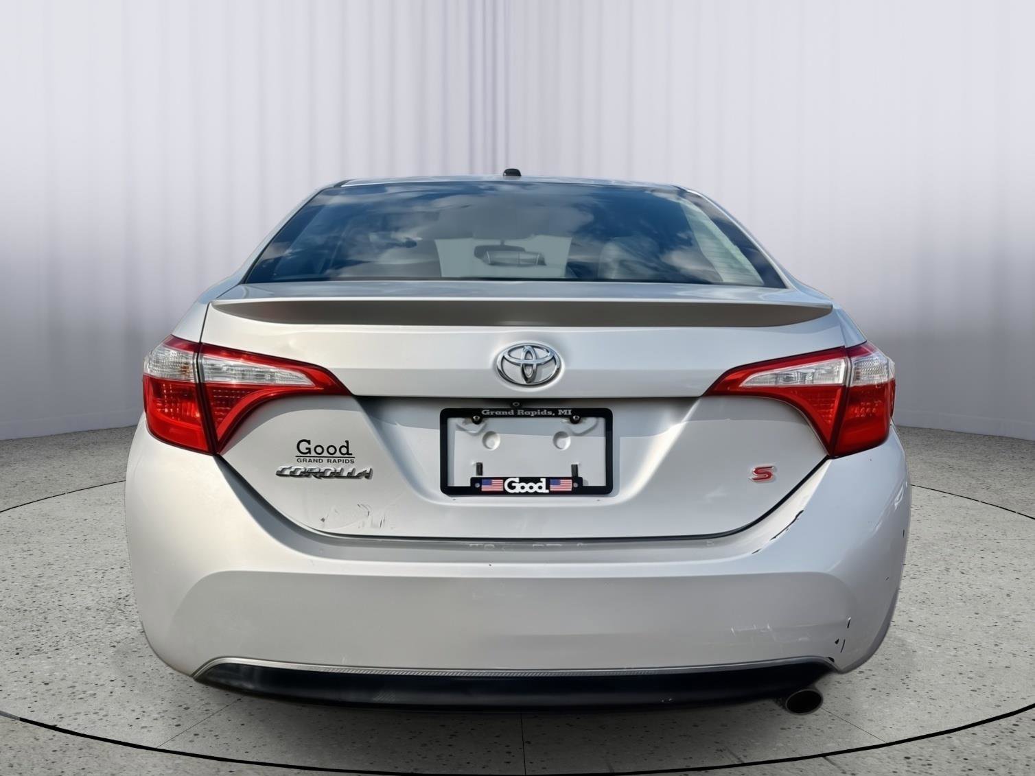 Used 2014 Toyota Corolla S w/ Driver Convenience Package image 16