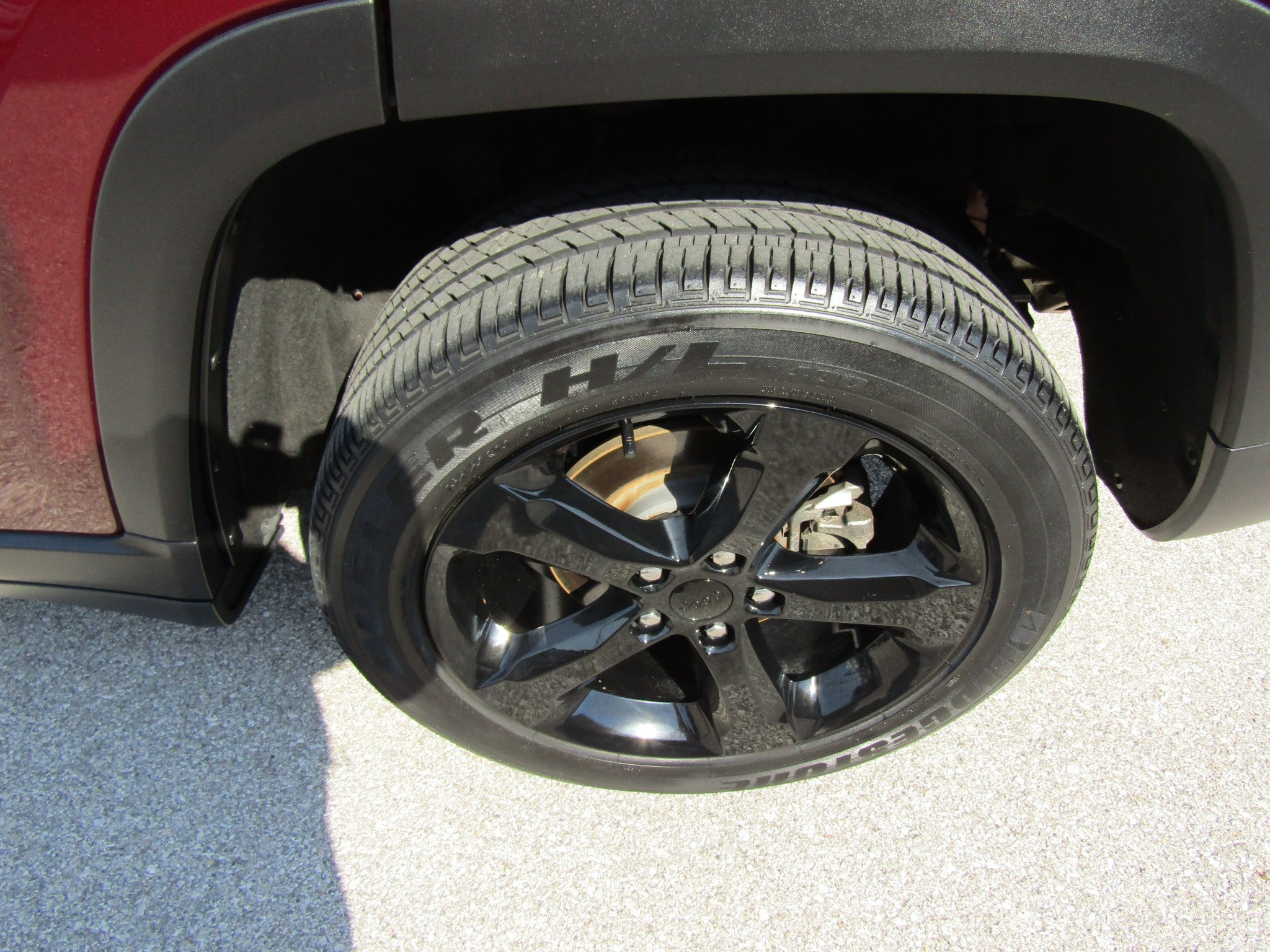 Used 2024 Jeep Grand Cherokee Altitude AWD/4WD image 9