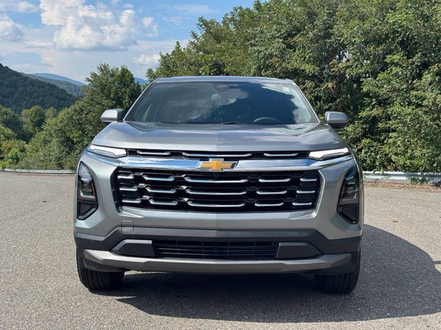 New 2027 Chevrolet Equinox LT AWD/4WD image 2