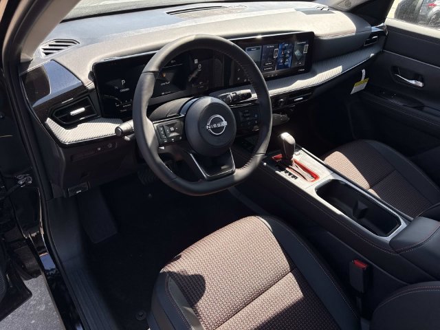 New 2027 Nissan Kicks SR FWD image 20