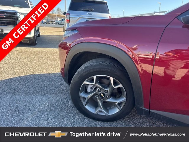 Certified 2025 Chevrolet Trax LT w/ LT Convenience Package image 4