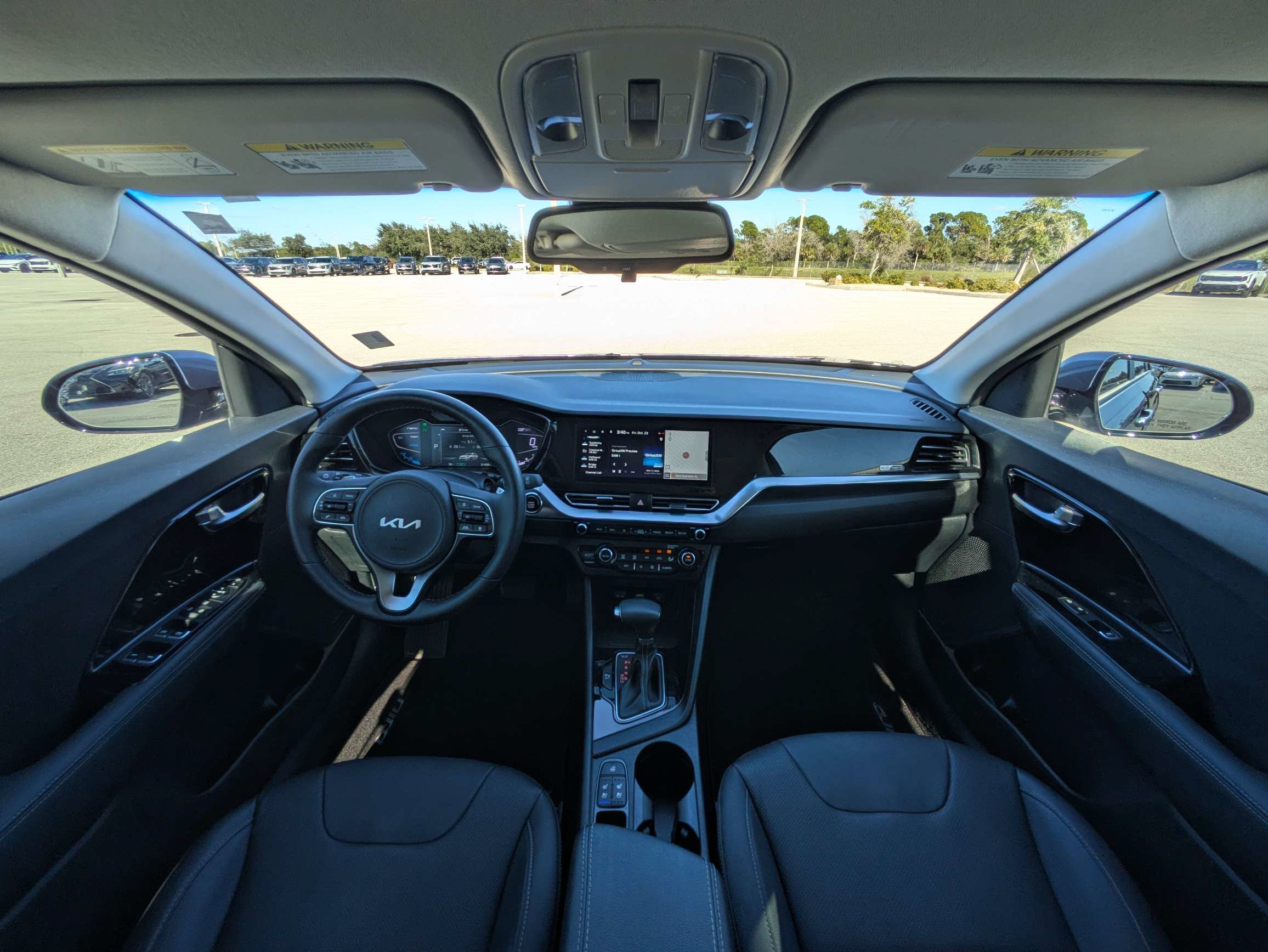 Used 2022 Kia Niro EX Premium FWD image 34