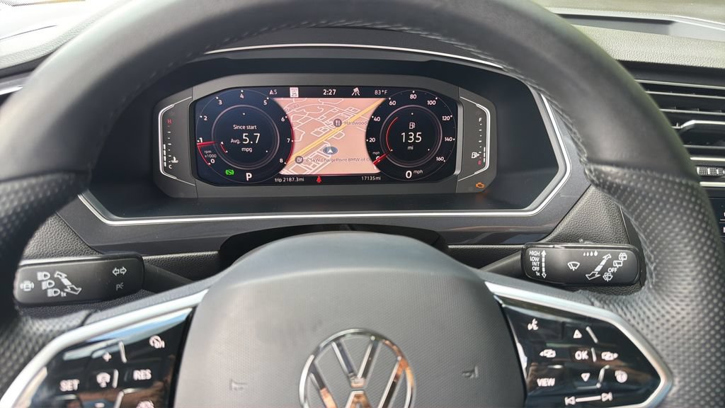Used 2024 Volkswagen Tiguan SEL R-Line AWD/4WD image 28