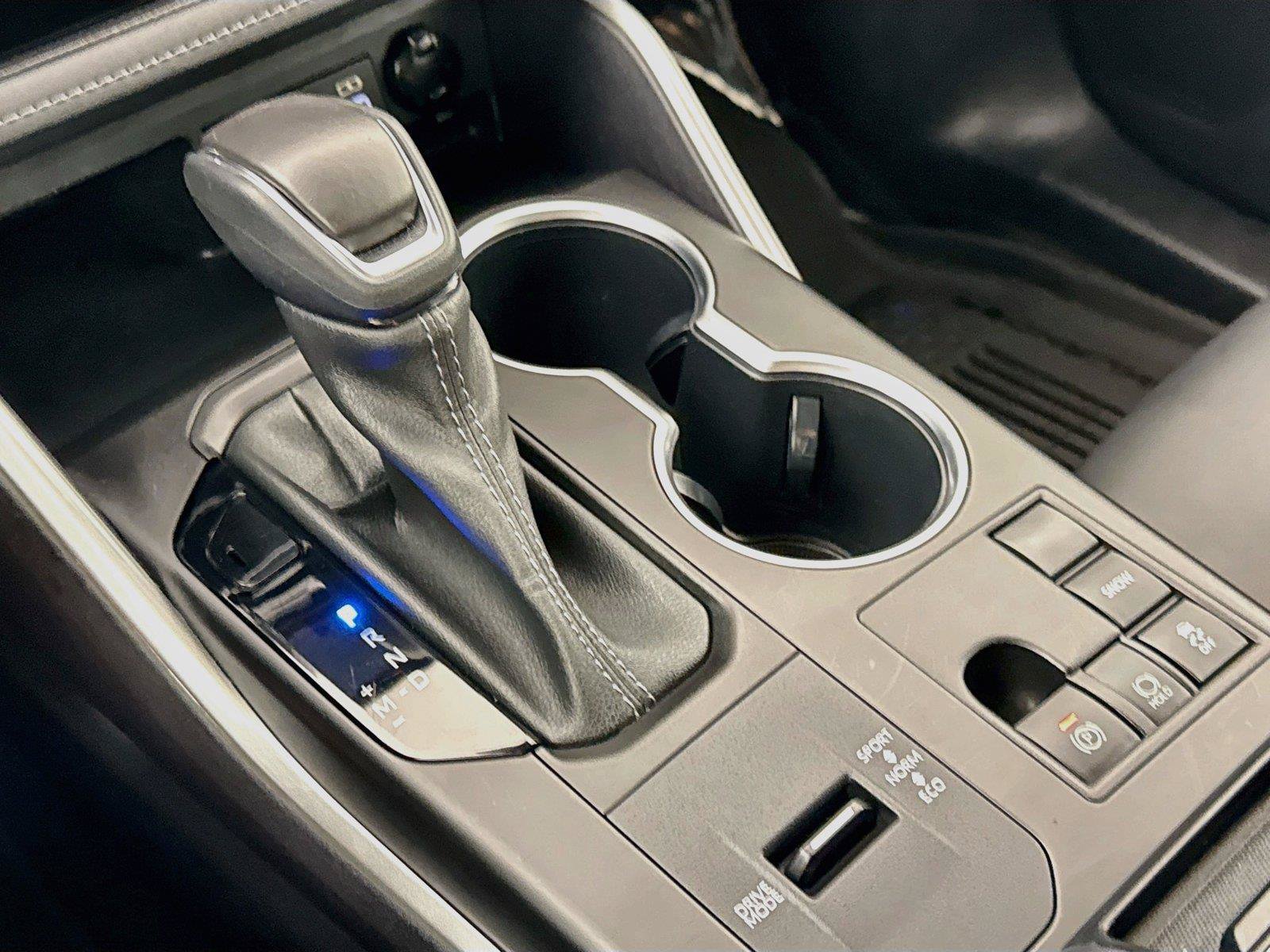 Certified 2023 Toyota Highlander XLE FWD image 28