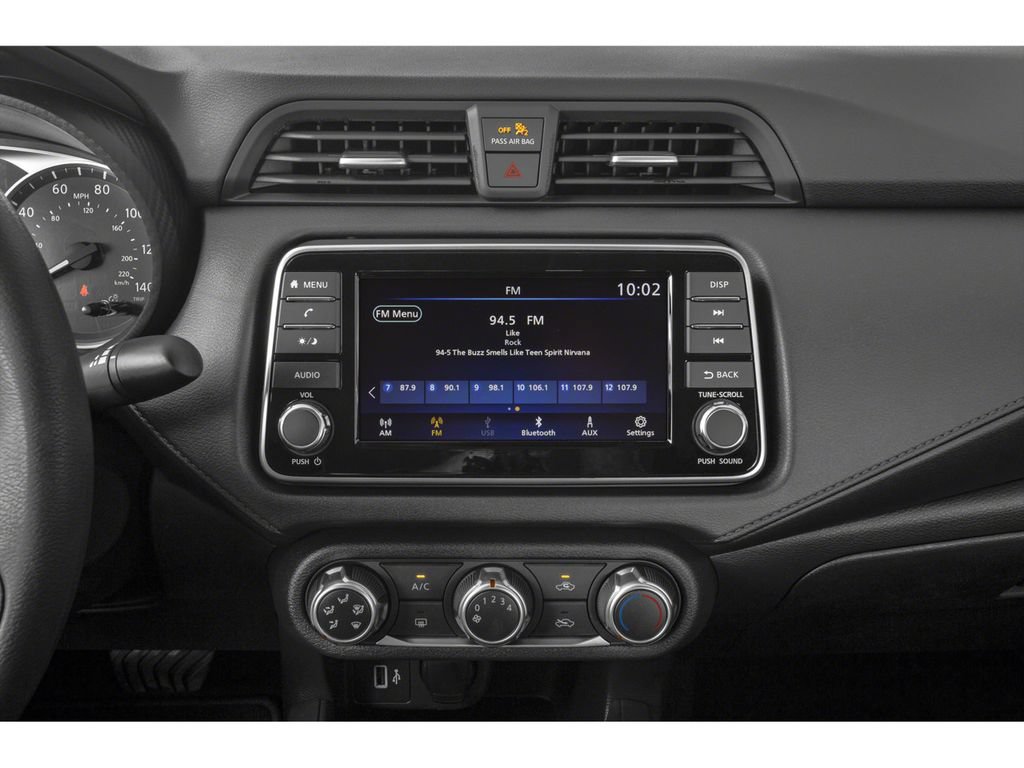 Used 2022 Nissan Versa S FWD image 9