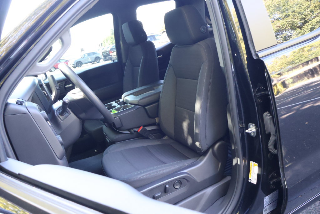 Certified 2024 Chevrolet Silverado 1500 Custom w/ LPO, Dark Essentials Package AWD/4WD image 31