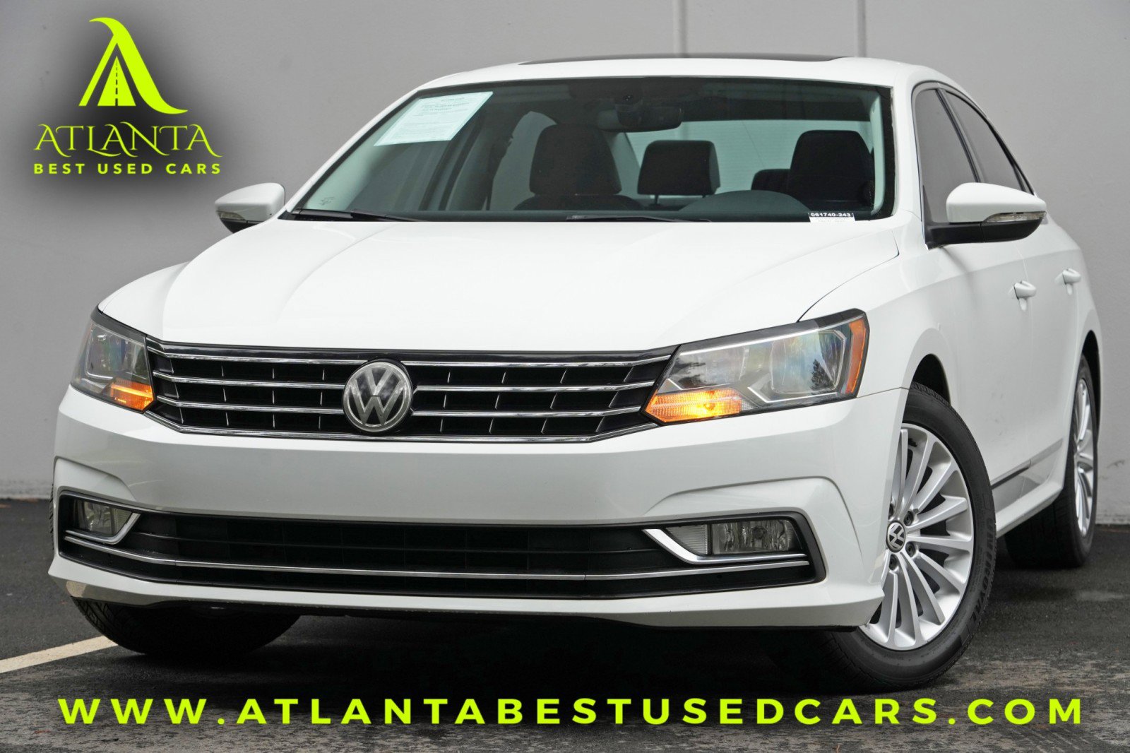 Used 2016 Volkswagen Passat 1.8T SE FWD image 1
