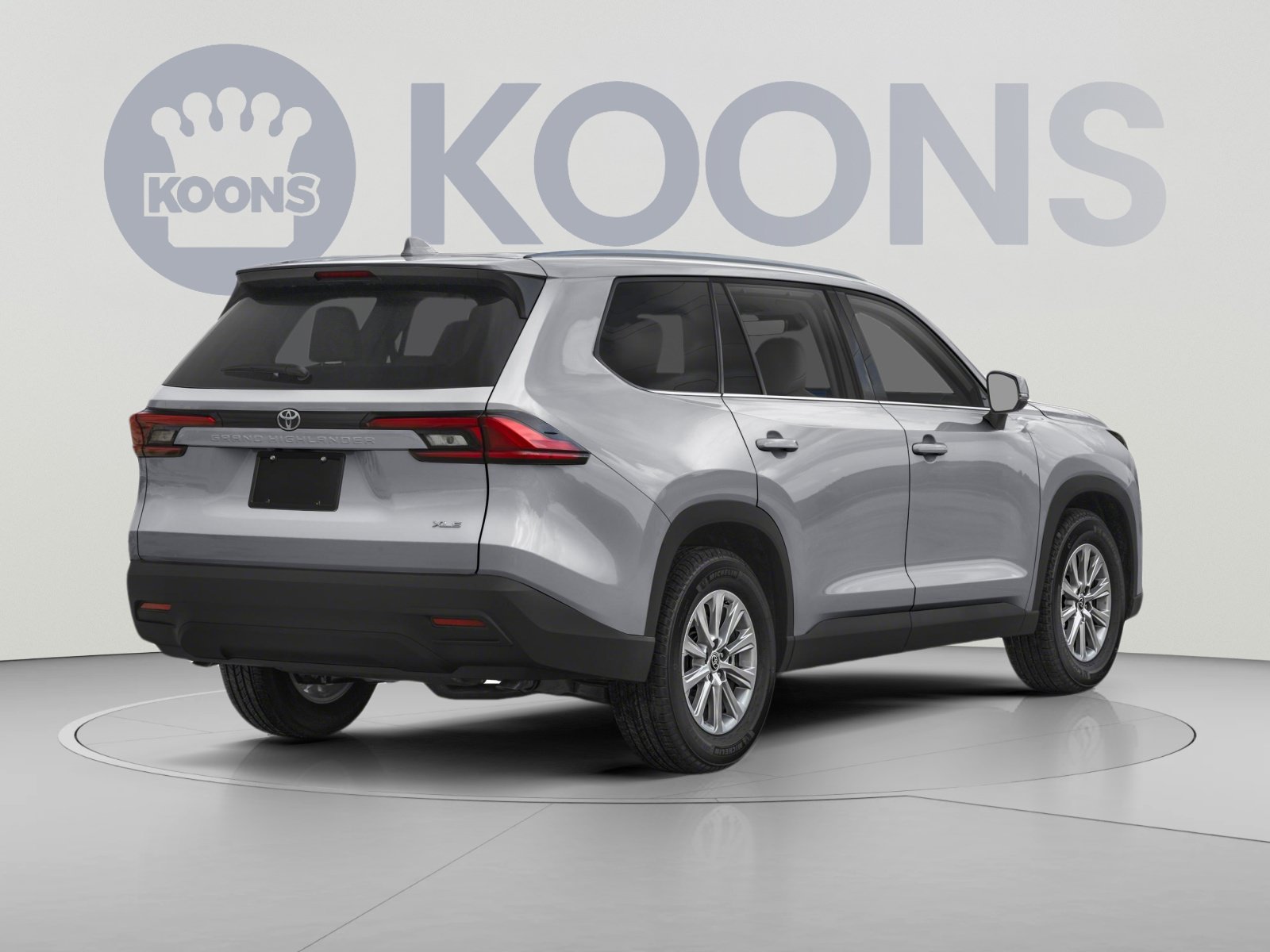 Used 2025 Toyota Grand Highlander AWD image 2