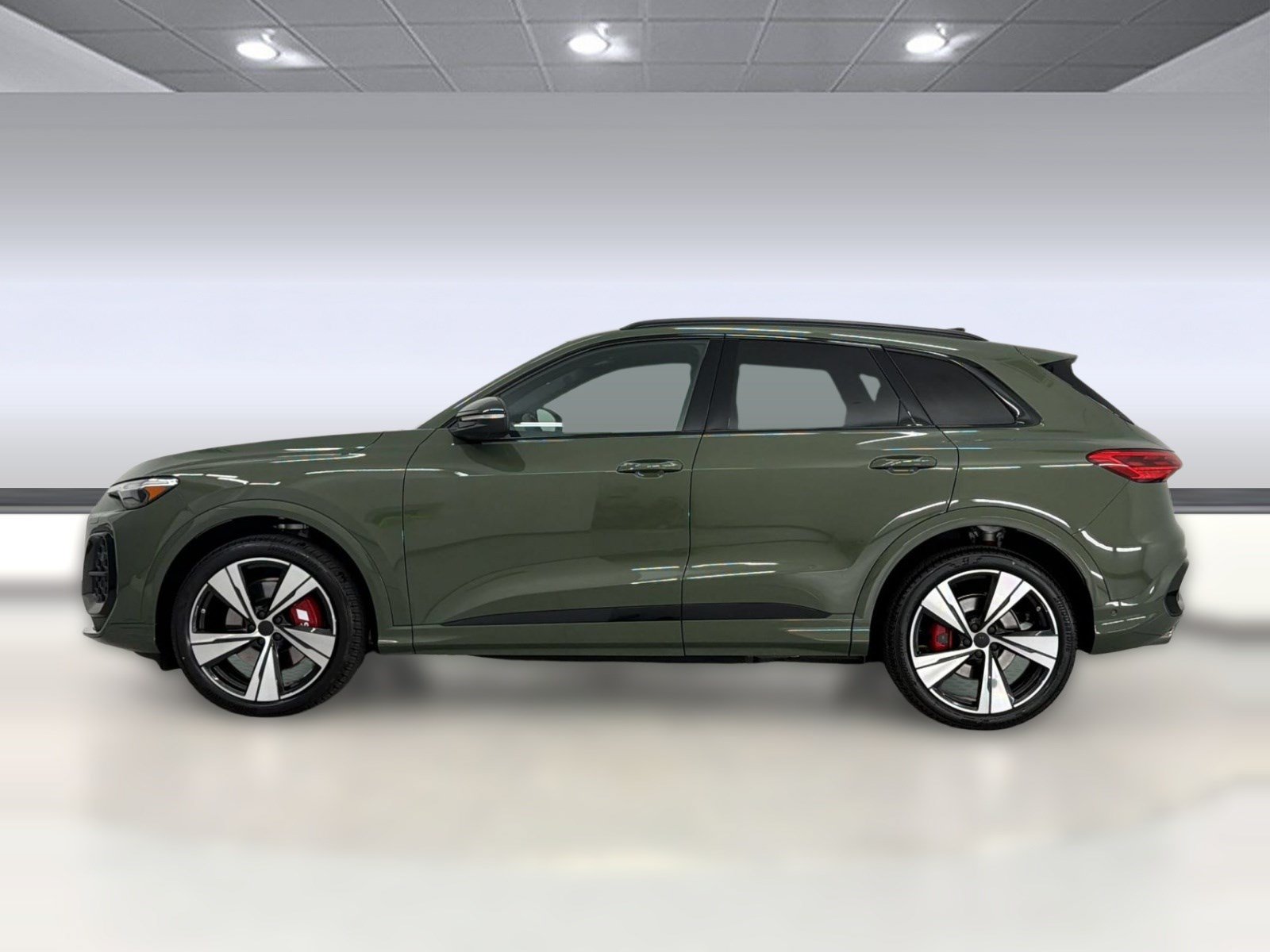 New 2026 Audi SQ5 Premium Plus AWD/4WD image 2