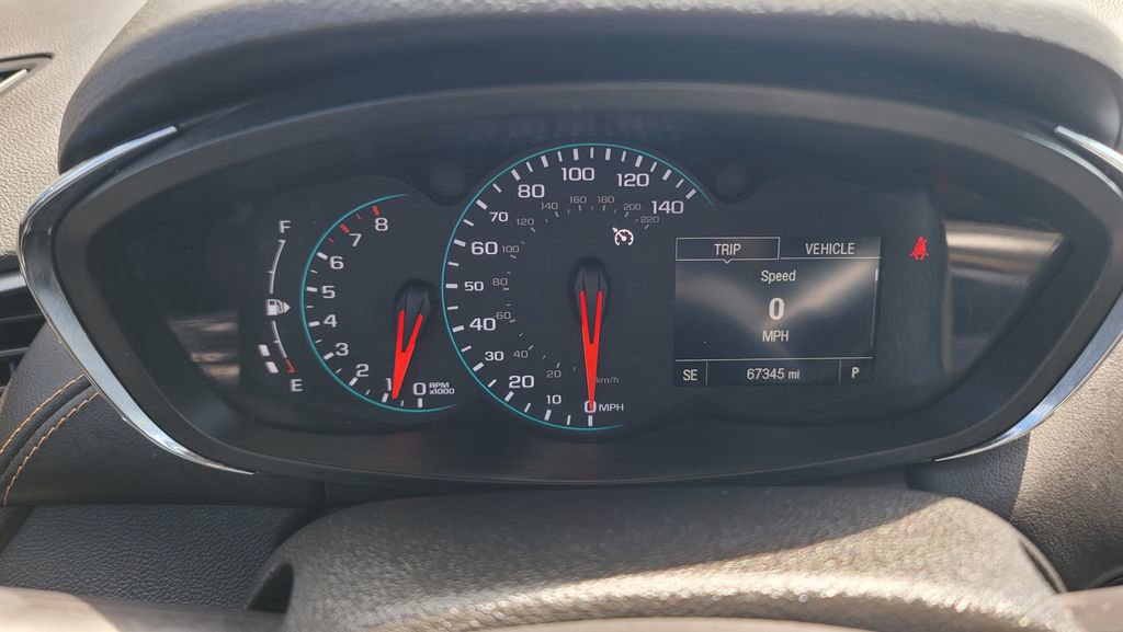 Used 2018 Chevrolet Trax LT w/ Redline Edition FWD image 19