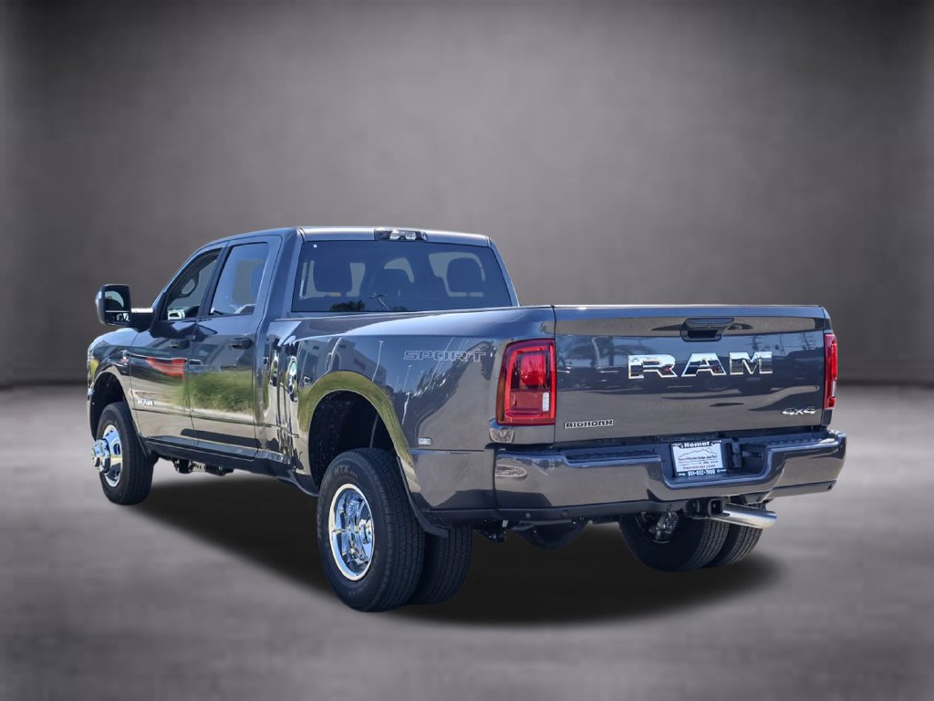 New 2026 RAM 3500 Big Horn AWD/4WD image 7