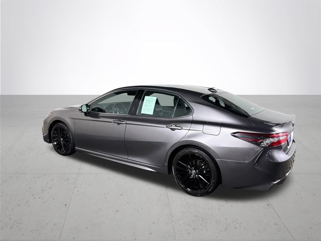 Used 2024 Toyota Camry XSE FWD image 8