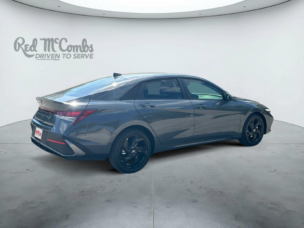 New 2026 Hyundai Elantra SEL Sport FWD image 5