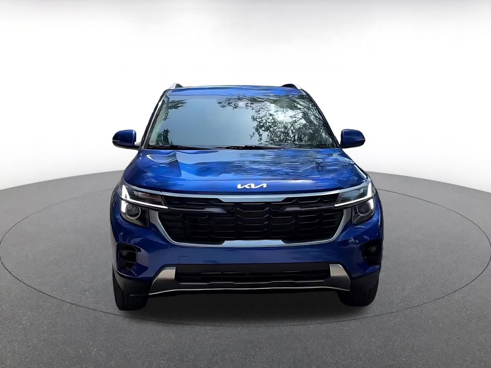 Used 2025 Kia Seltos S FWD image 4