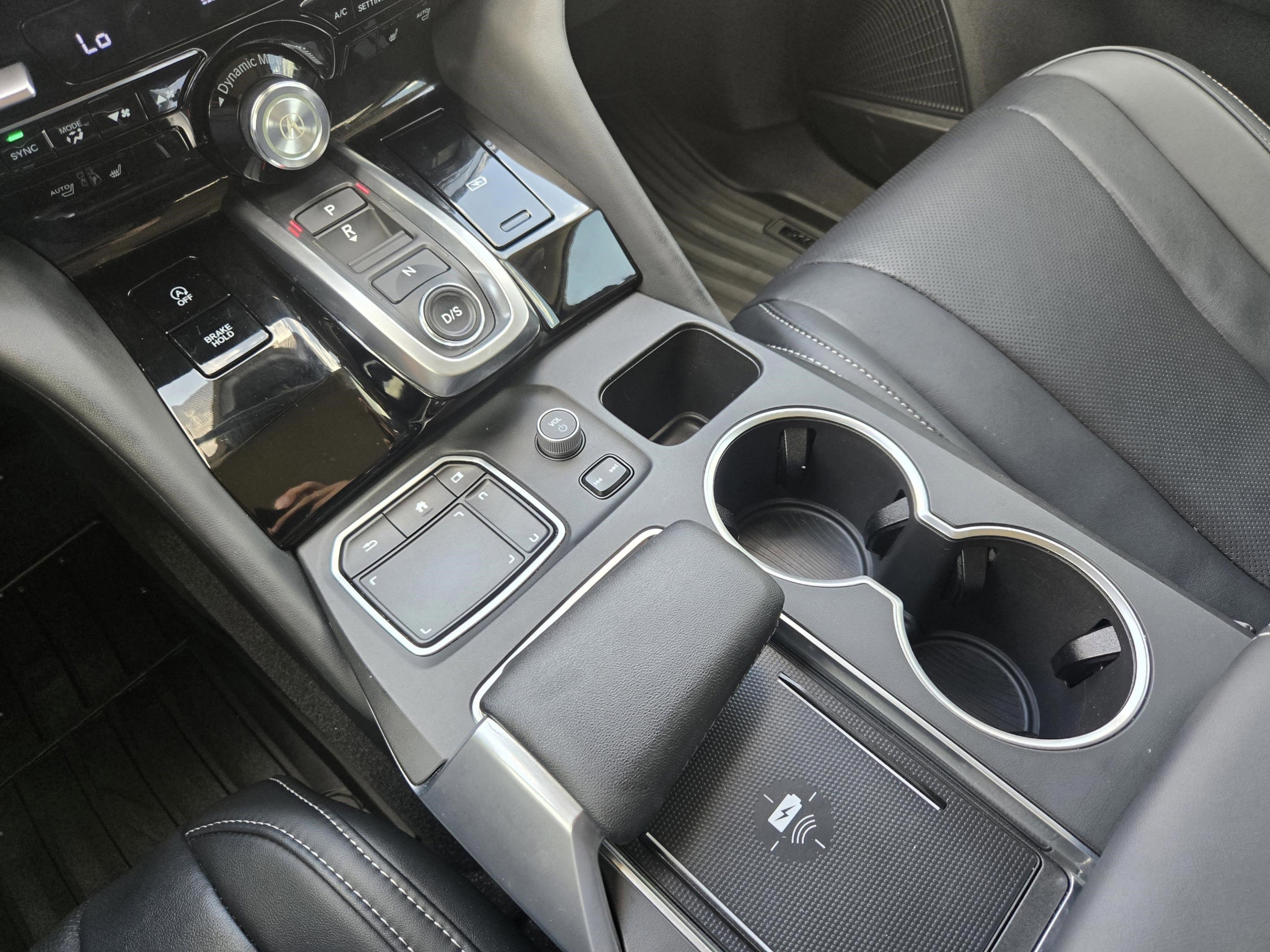 Used 2024 Acura MDX SH-AWD w/ Technology Package image 11