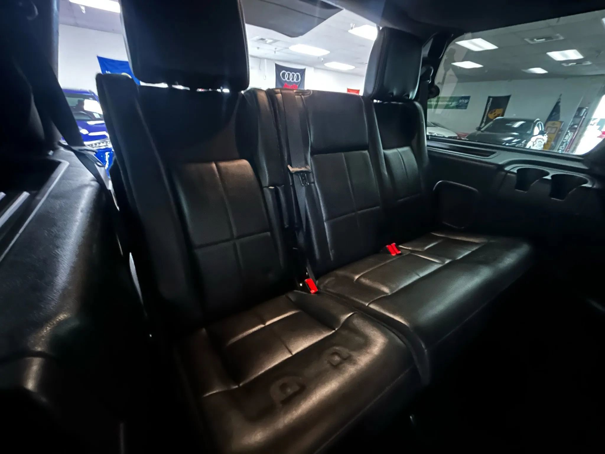 Used 2011 Lincoln Navigator 2WD image 12