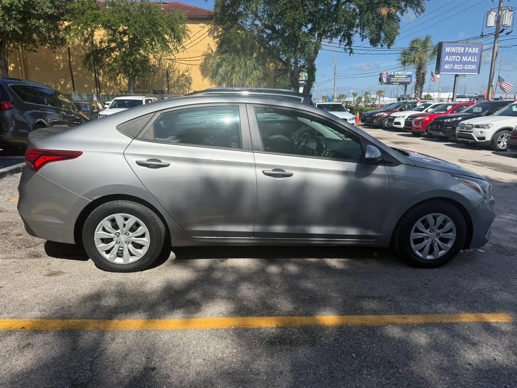 Used 2021 Hyundai Accent SE FWD image 5