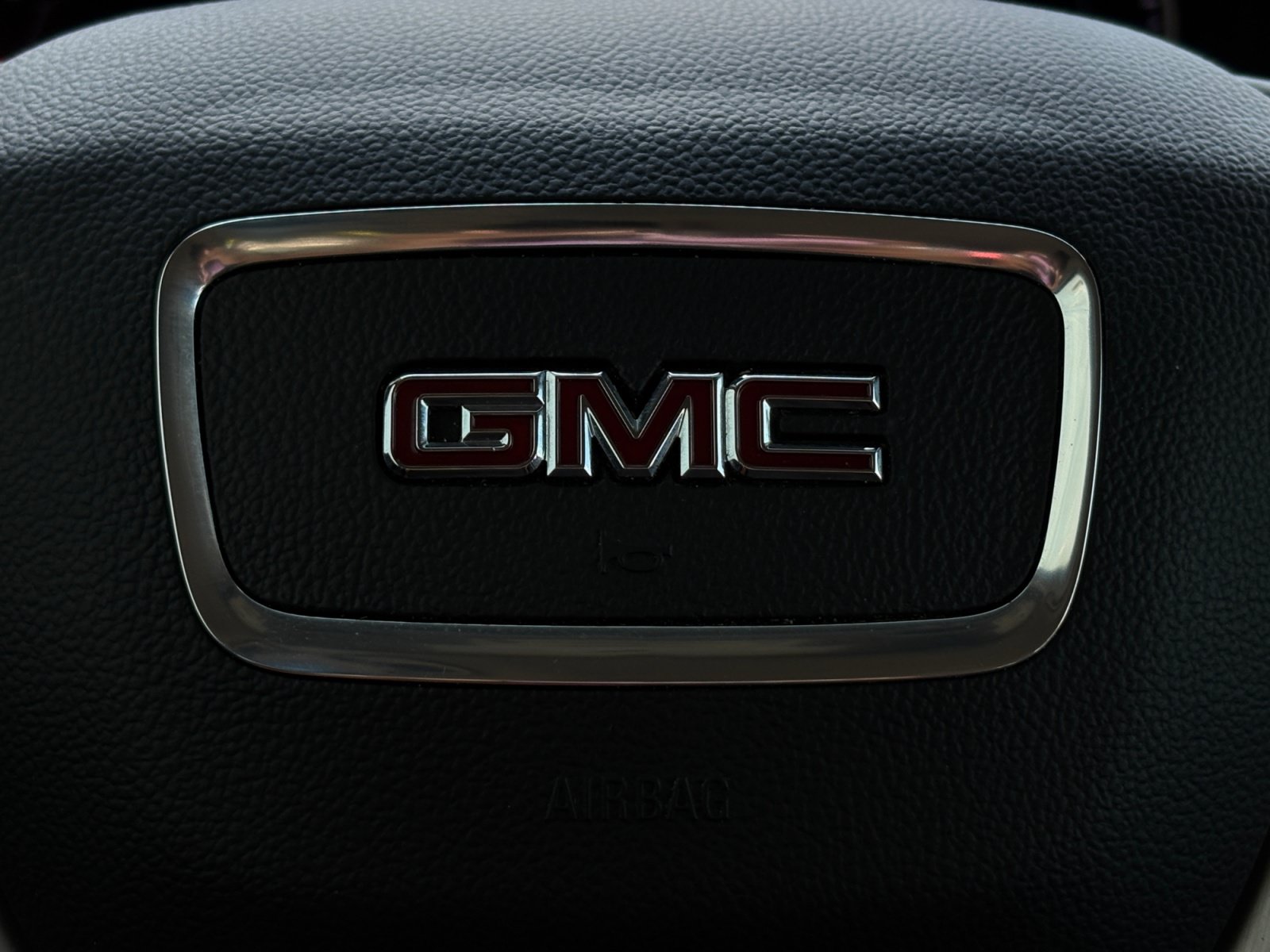 Used 2023 GMC Terrain SLT FWD image 25