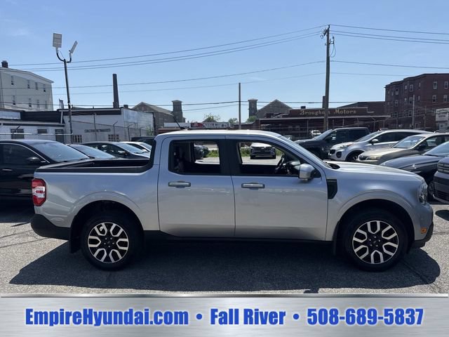 Used 2023 Ford Maverick Lariat w/ Equipment Group 500A Standard AWD/4WD image 3