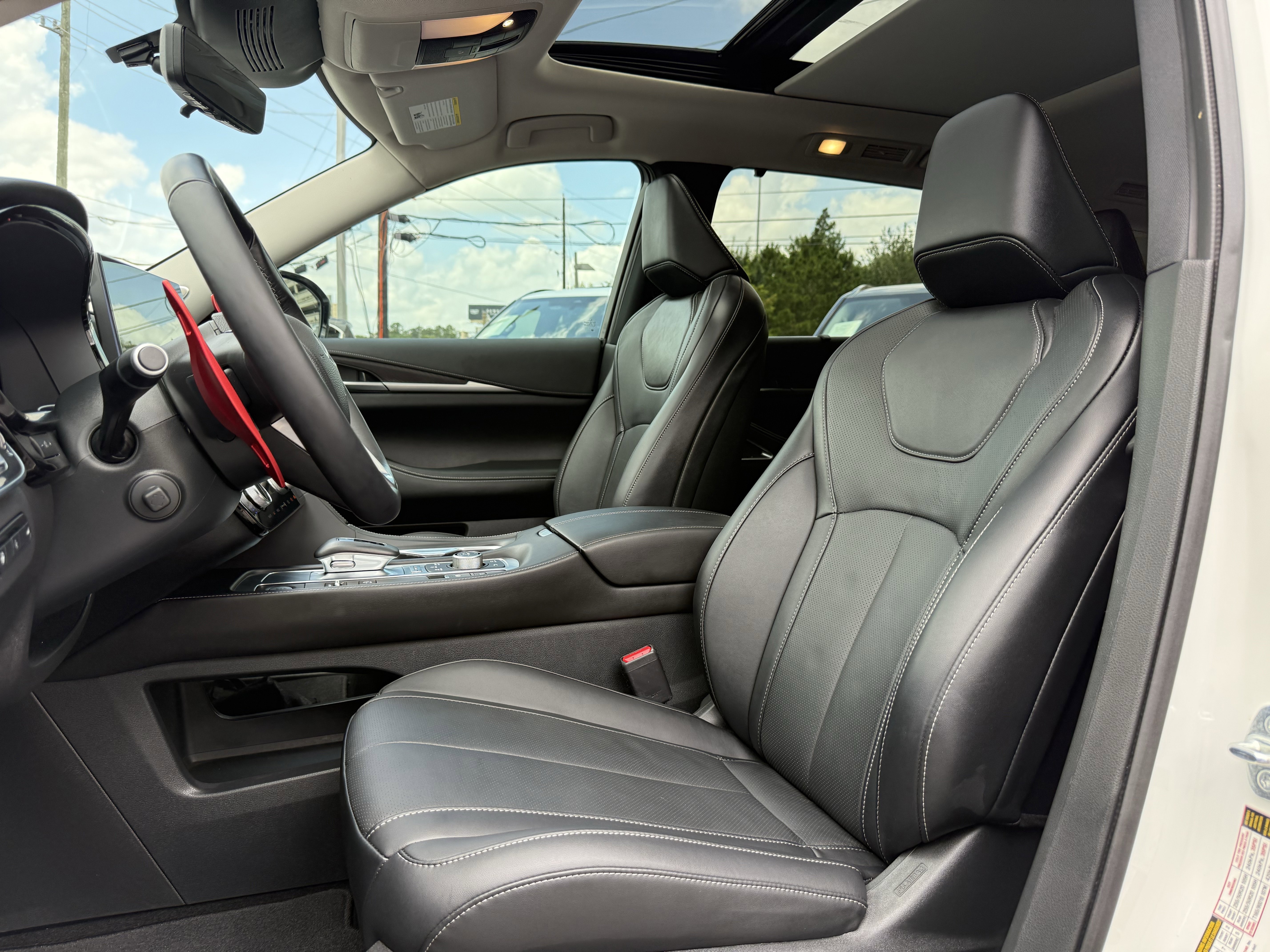 Certified 2024 INFINITI QX60 Sensory w/ Vision Package AWD/4WD image 12