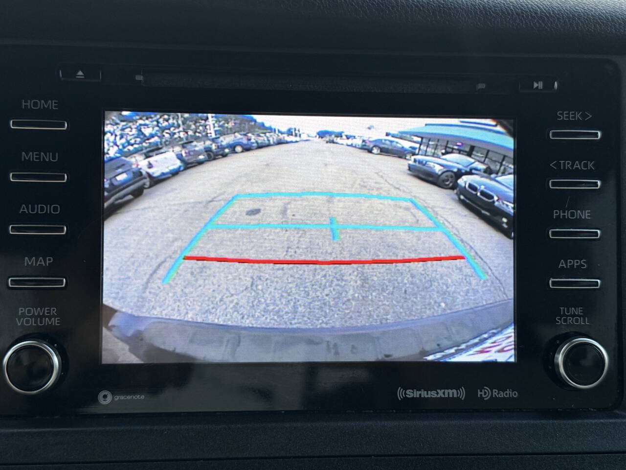 Used 2020 Toyota Sienna LE w/ LE Preferred Package FWD image 19