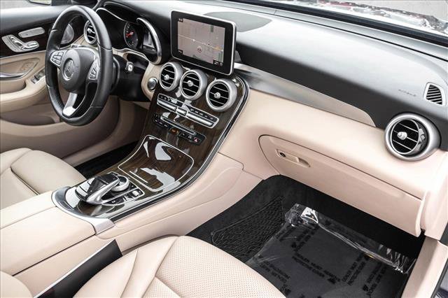 Certified 2018 Mercedes-Benz GLC 300 4MATIC image 30