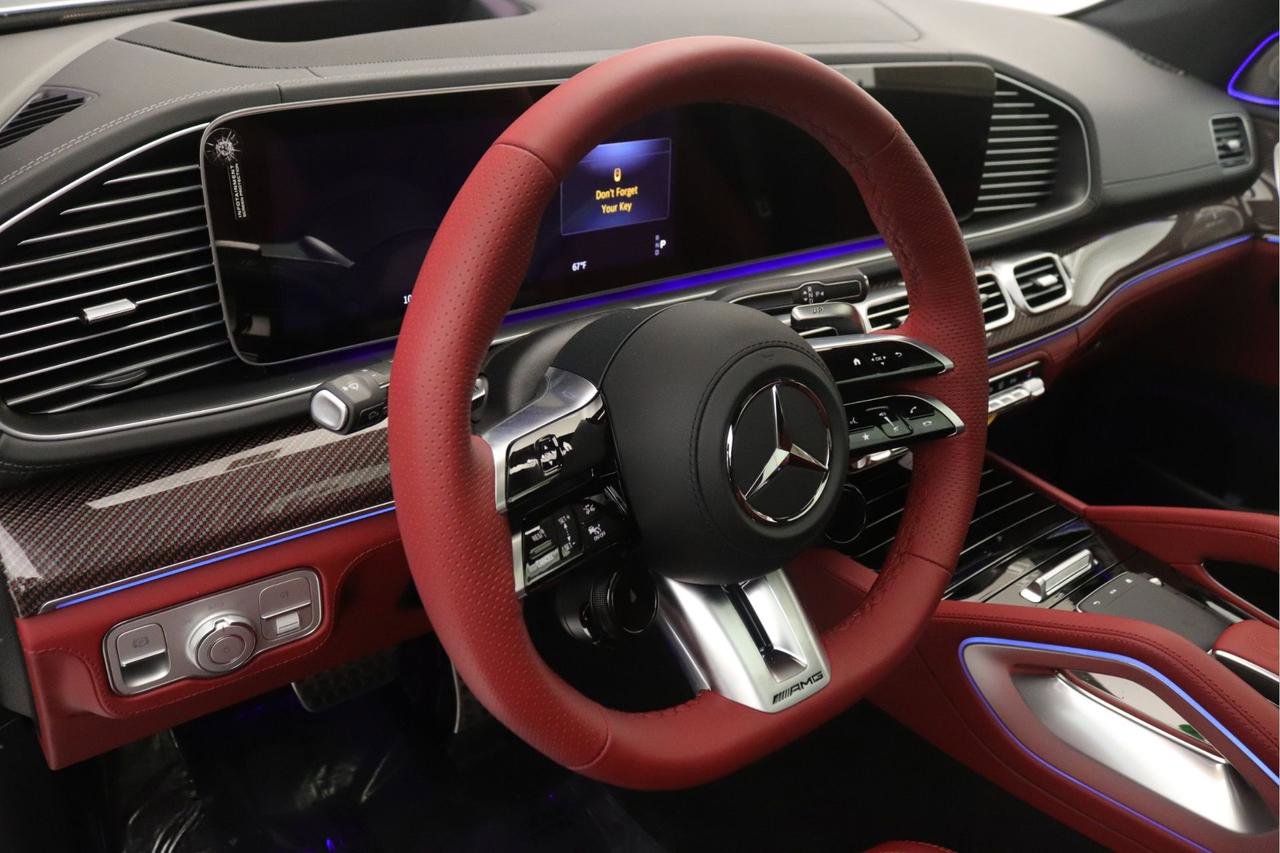 New 2026 Mercedes-Benz GLS 63 AMG 4MATIC image 4