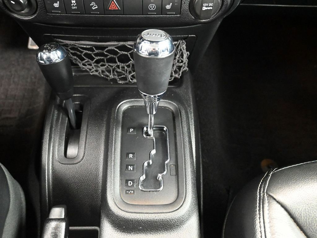 Used 2016 Jeep Wrangler Unlimited Sahara w/ Mopar Chrome Edition Group image 25