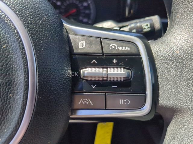 Used 2023 Kia Sorento LX image 29