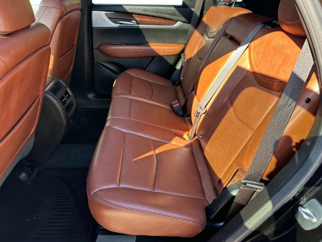 Used 2024 Cadillac XT5 Sportv AWD/4WD image 13