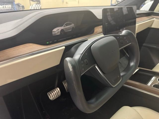Used 2023 Tesla Model X AWD/4WD image 9