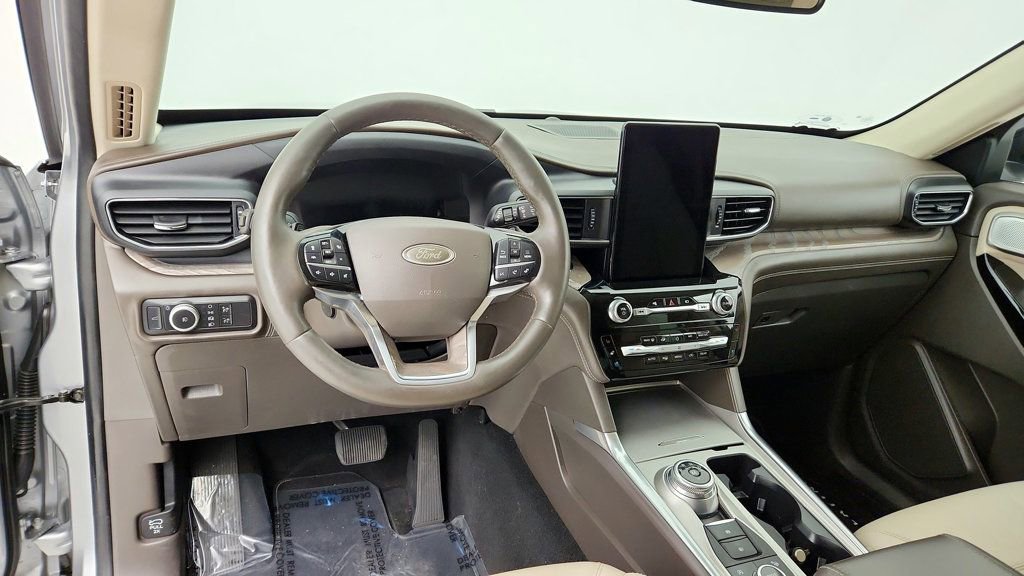 Used 2021 Ford Explorer Platinum w/ Equipment Group 601A image 13