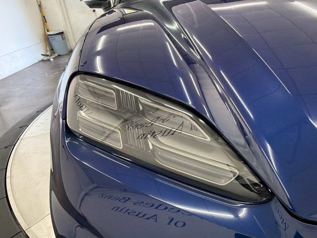 Used 2024 Porsche Macan 4 Electric AWD/4WD image 11