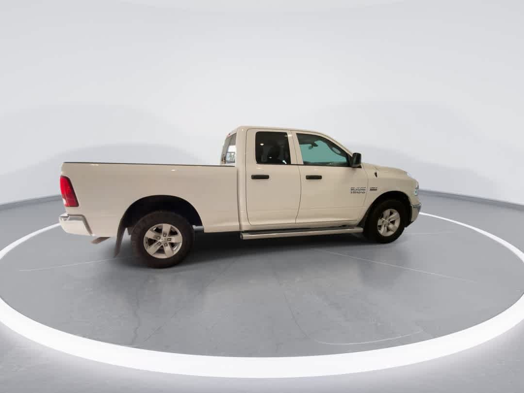Used 2017 RAM 1500 ST w/ SXT Appearance Group AWD/4WD image 9