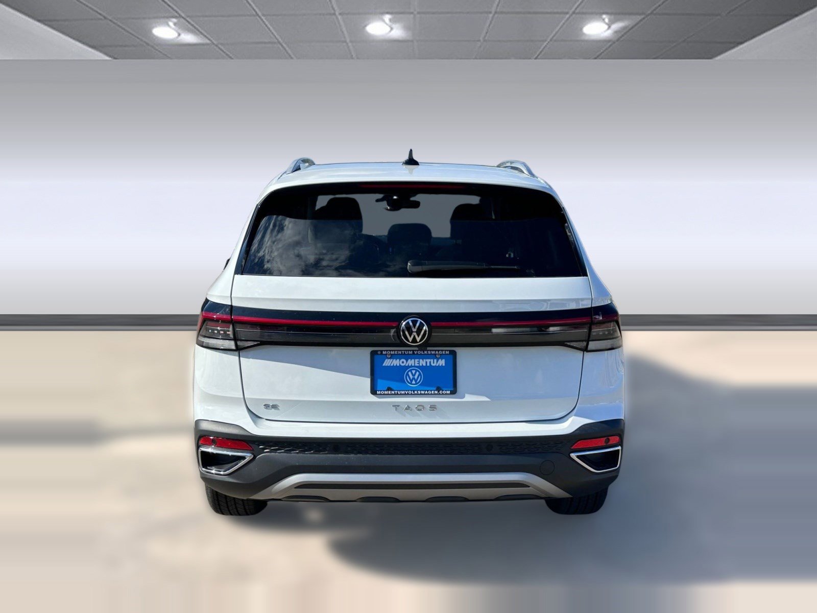 New 2026 Volkswagen Taos SE image 9