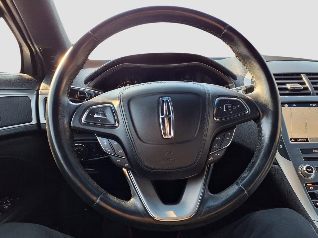Used 2017 Lincoln MKZ Reserve image 23