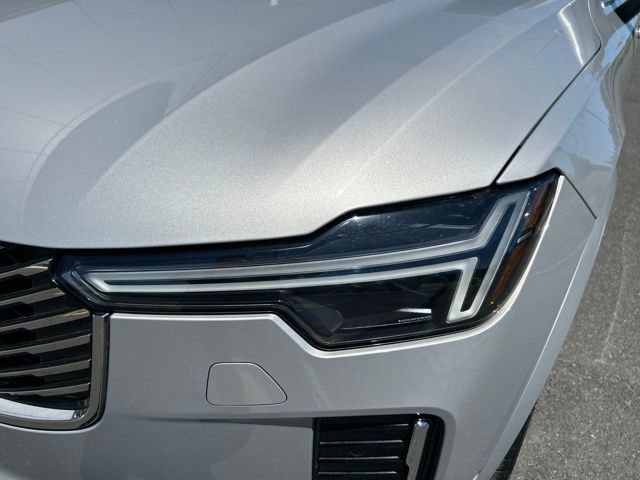 Certified 2025 Volvo XC90 B5 Plus AWD/4WD image 8
