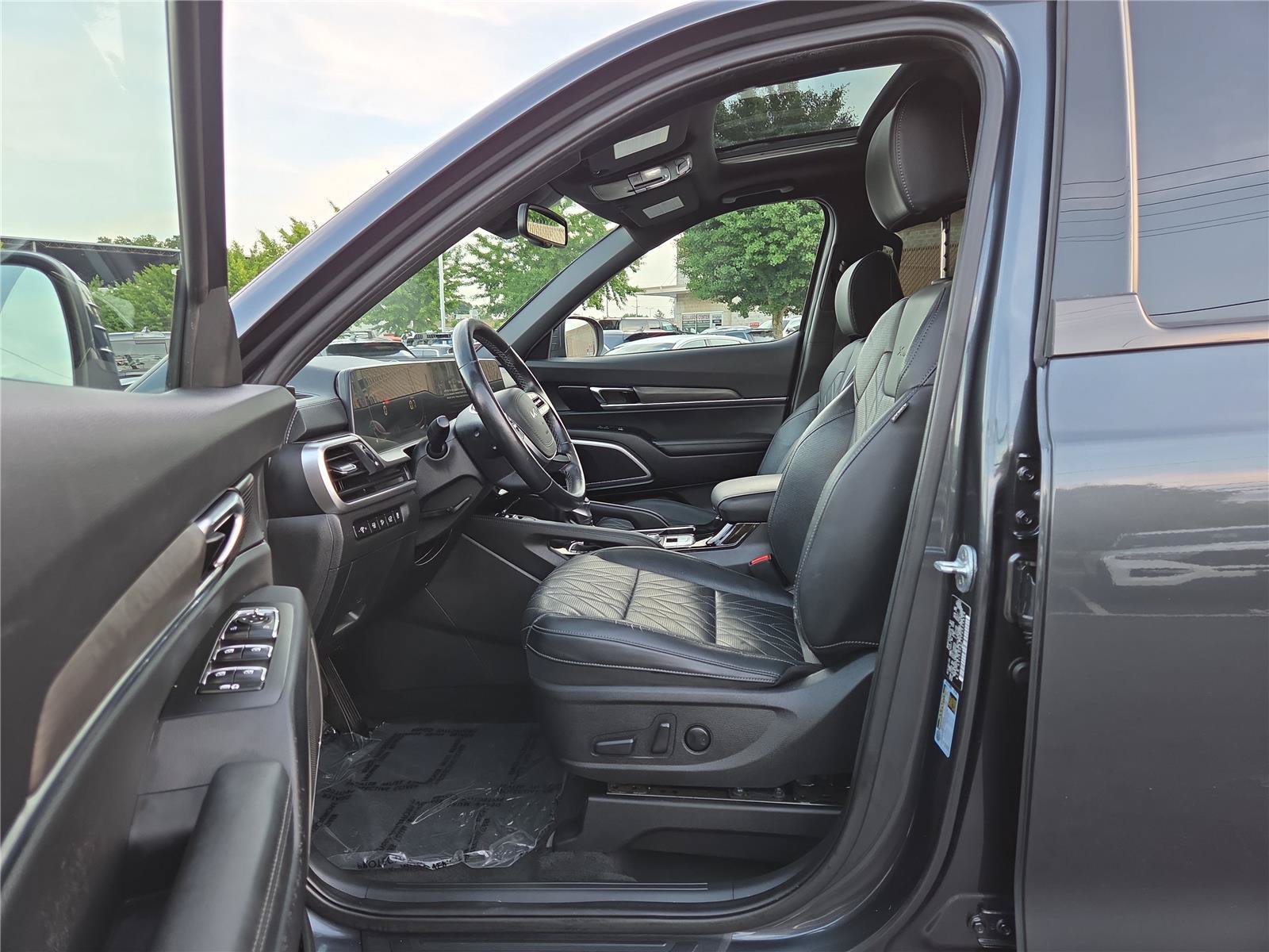 Used 2023 Kia Telluride EX X-Line AWD/4WD image 13