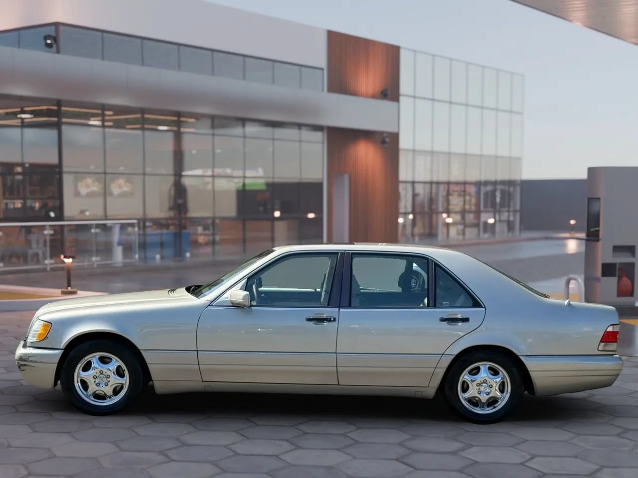 Used 1997 Mercedes-Benz S 420 image 3